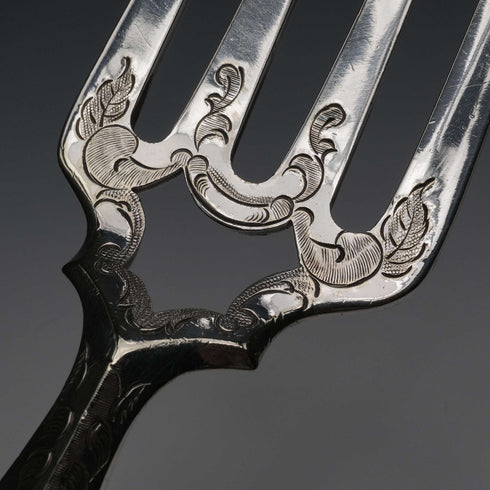 English Antique Mid-Victorian Silver-Plated Fish Server Set