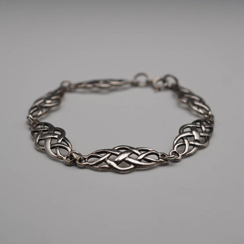 British Vintage Celtic Knot Sterling Silver Bracelet 8.0g