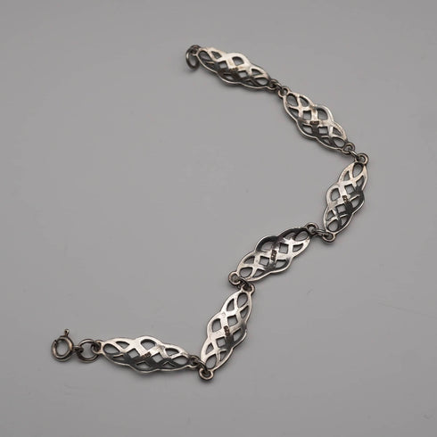 British Vintage Celtic Knot Sterling Silver Bracelet 8.0g