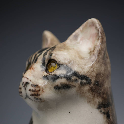 British Winstan Ray Kensington Cat Pheasant Pottery Figurine (Size 4)