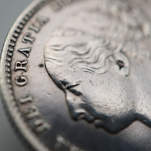 1884年 英国アンティーク ヴィクトリア女王 1シリング銀貨 ブローチ 6.2g