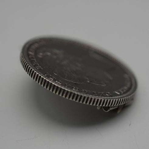 1884年 英国アンティーク ヴィクトリア女王 1シリング銀貨 ブローチ 6.2g