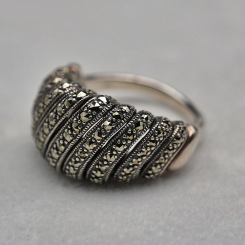 Vintage Sterling Silver & Marcasite Cluster Ring (Japan size 17)