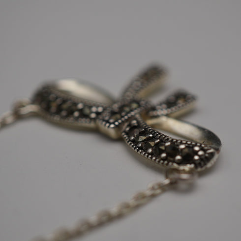 Vintage Sterling Silver & Marcasite Ribbon Design Pendant Necklace