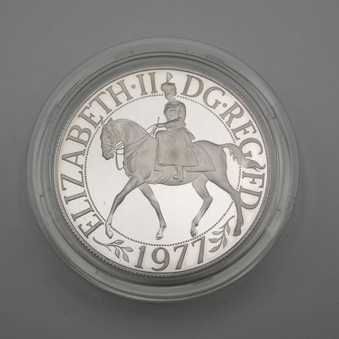 UK Commemorative Silver Coin Queen Elizabeth II 25th Anniversary of Coronation Royal Mint with Case and Certificate