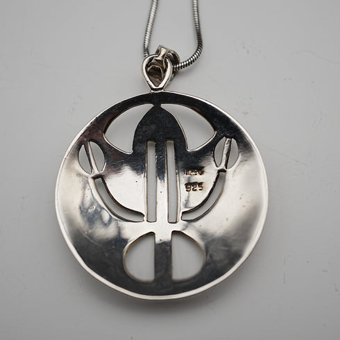 British Vintage Sterling Silver Art Nouveau Round Pendant with Sterling Silver Chain Kit Heath