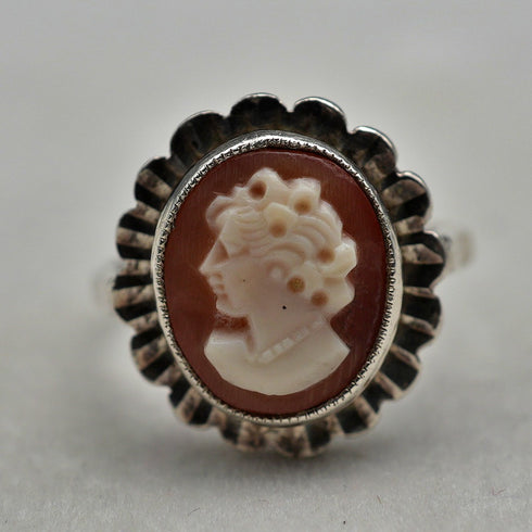 UK Vintage Sterling Silver Cameo Ring (US Size 7)