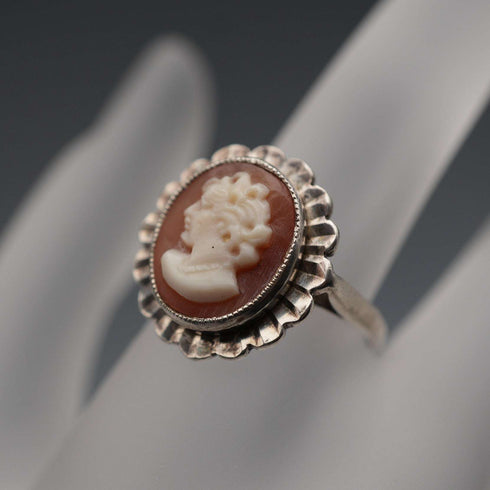 UK Vintage Sterling Silver Cameo Ring (US Size 7)