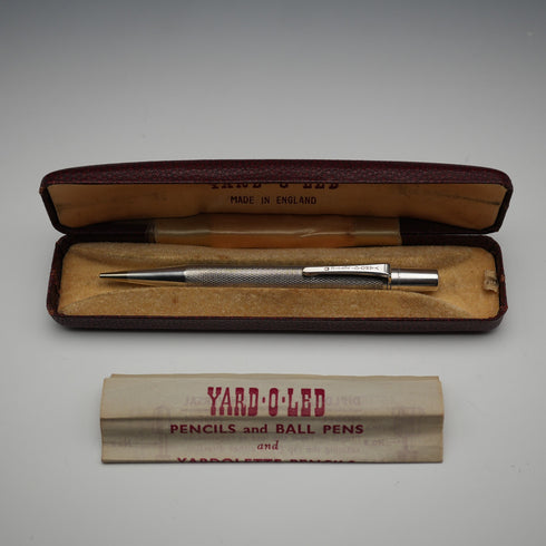 1961 England Yard-O-Red Sterling Silver Mini Propelling Pencil YARD-O-LETTE