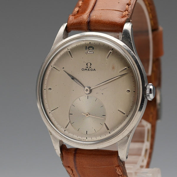 Circa 1947 OMEGA Men's Mechanical Watch Ref. 2181-5 Cal. 30T2PC Original Dial Good Working Order