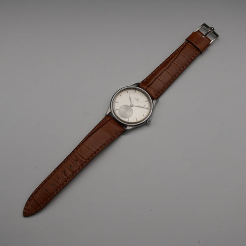 Circa 1947 OMEGA Men's Mechanical Watch Ref. 2181-5 Cal. 30T2PC Original Dial Good Working Order