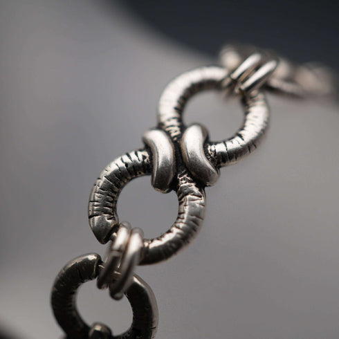 Vintage Decorative Ring Chain Sterling Silver Bracelet 11g
