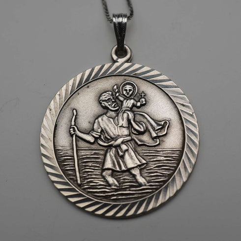 Vintage Sterling Silver St. Christopher Medal Pendant with Sterling Silver Necklace, Total 5.8g