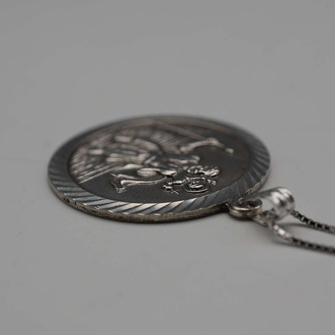 Vintage Sterling Silver St. Christopher Medal Pendant with Sterling Silver Necklace, Total 5.8g