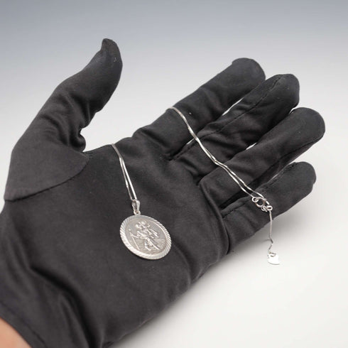 Vintage Sterling Silver St. Christopher Medal Pendant with Sterling Silver Necklace, Total 5.8g