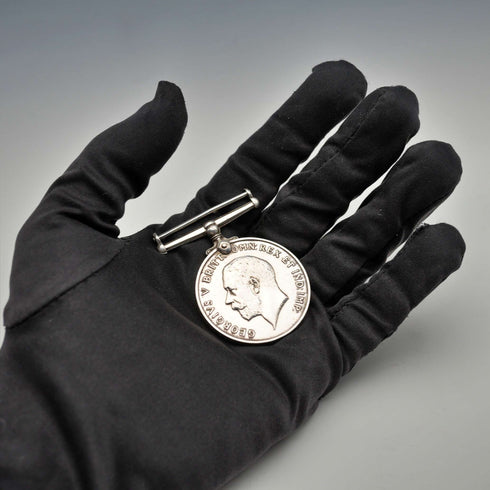 1918 King George V WWI End Commemorative Sterling Silver Medal 33g