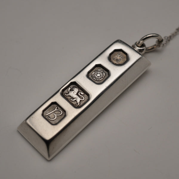 1976 English Vintage Solid Silver Ingot Pendant with Solid Silver Chain, Total 32.6g