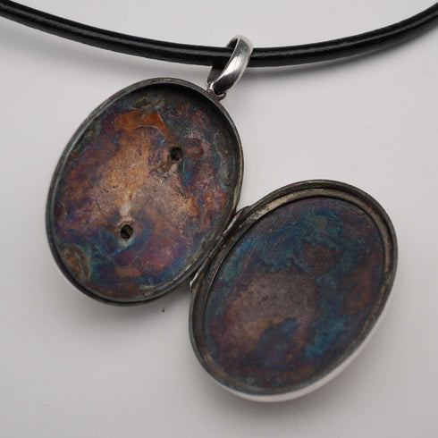 Antique Sterling Silver Locket Pendant with Leather Necklace 15.5g