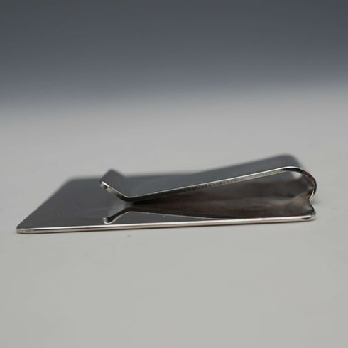 Pinza para billetes de plata esterlina de forma cuadrada, L J Millington, Reino Unido, 16 g