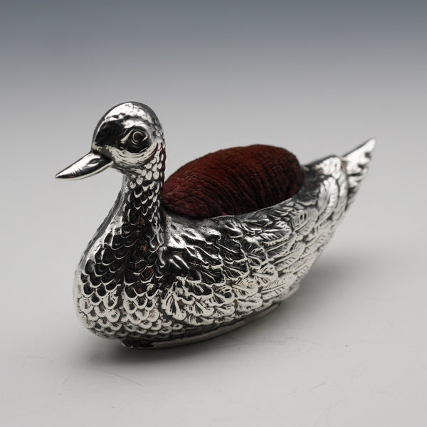 1908 British Antique Sterling Silver Waterfowl-shaped Pincushion W J Myatt & Co 26g