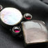 Colgante vintage de plata de ley con diseño Arts & Crafts y piedras múltiples, con cadena