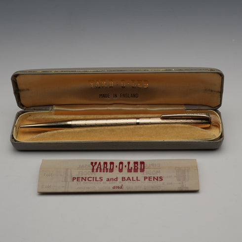 Lápiz mecánico vintage Yard-O-Led de fabricación británica, chapado en oro, con estuche e instrucciones.