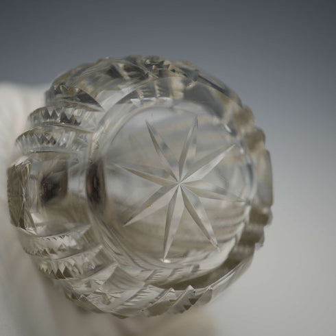 Azucarero antiguo inglés de 1907, cristal tallado y tapa de plata de ley, Robert Pringle