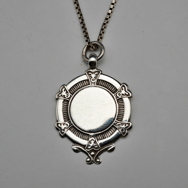 1934 British vintage sterling silver medal pendant, total 11g, with sterling silver chain, Robert Pringle