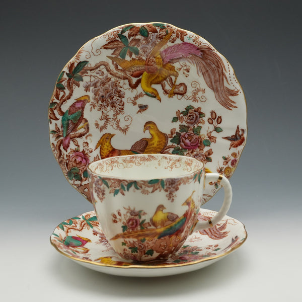 c. 1947 British Vintage Royal Crown Derby "Old Aylesbury" Tea Cup Trio ①