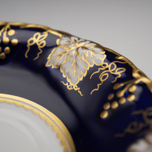 英国复古 Royal Crown Derby “Vine Cobalt” 茶杯与茶碟②
