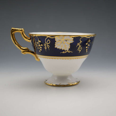英国复古 Royal Crown Derby “Vine Cobalt” 茶杯与茶碟②