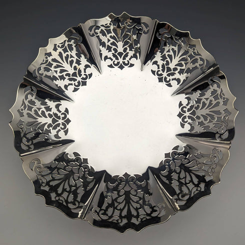 Around 1922 British Antique Silver Plated Compote/Tazza Diameter 24cm Mappin and Webb