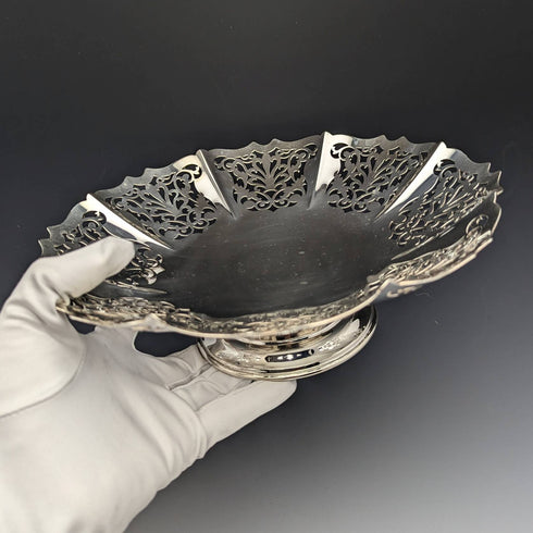 Around 1922 British Antique Silver Plated Compote/Tazza Diameter 24cm Mappin and Webb