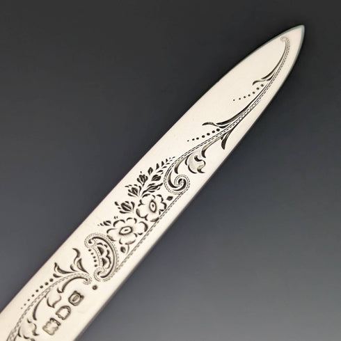 1909 年英國古董白色珍珠貝柄甜點餐具一對,裝在 Josiah Williams 盒中