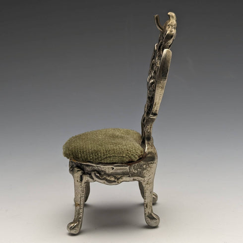 1940年代 真鍮製 椅子型 懐中時計ホルダー モスグリーンシート