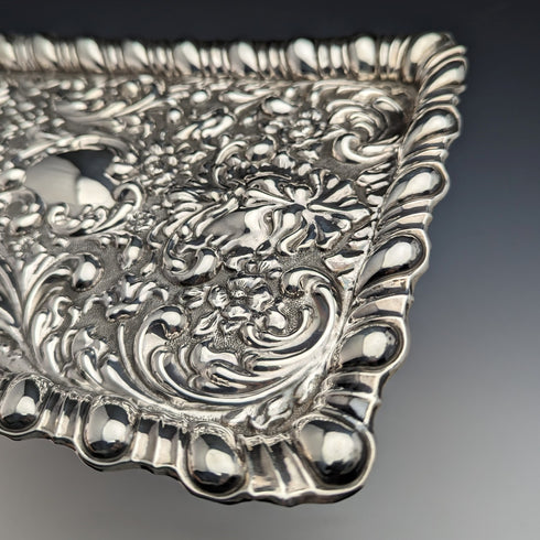 1905 年英國古董純銀浮雕雕刻梳妝台托盤 336 克霍勒斯·伍德沃德