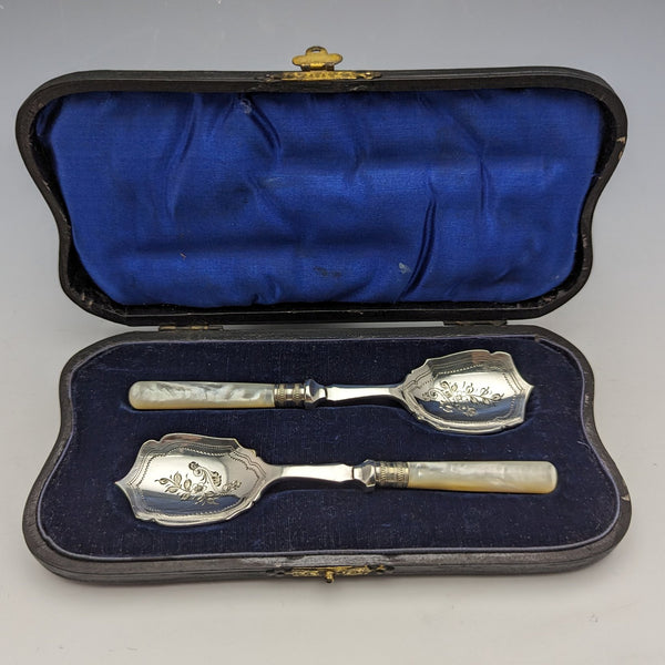 Early 20th Century British Antique White Pearl Shell Handle Jam Spoon Pair Boxed