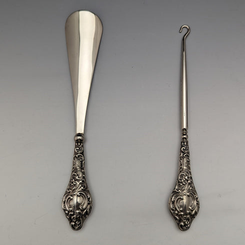 1913 British Antique Pure Silver Handle Shoehorn Button Hook Set in Case J & R Griffin