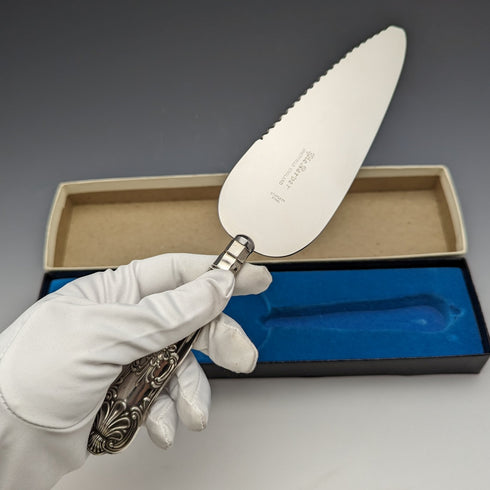 1981年 英国ヴィンテージ 純銀製ハンドル ケーキスライサー 箱入り Harrison Brothers