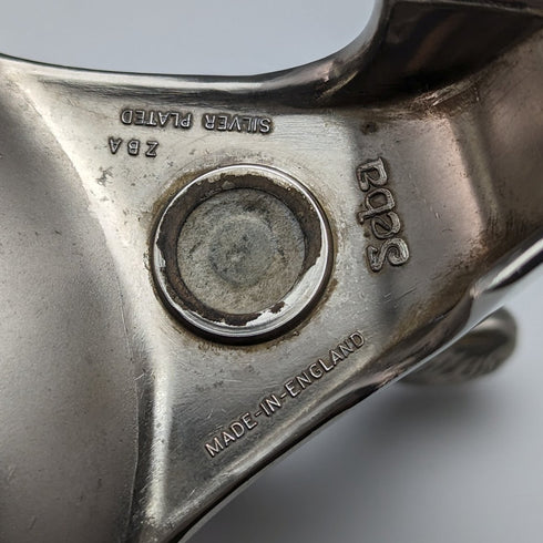 英国ヴィンテージ シルバープレート製 リス装飾 シェル型 ナッツディッシュ