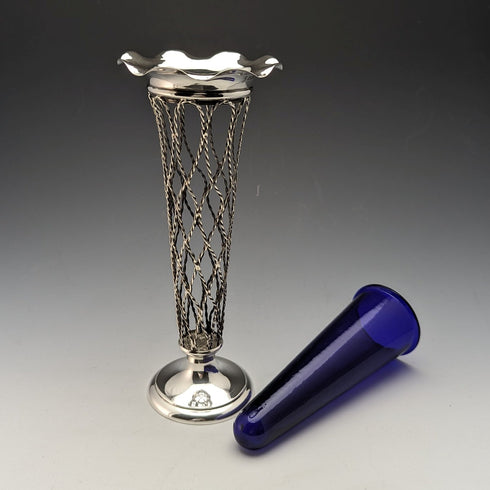 1906 British Antique Sterling Silver Vase Cobalt Glass Inner Vase Thomas Bradbury