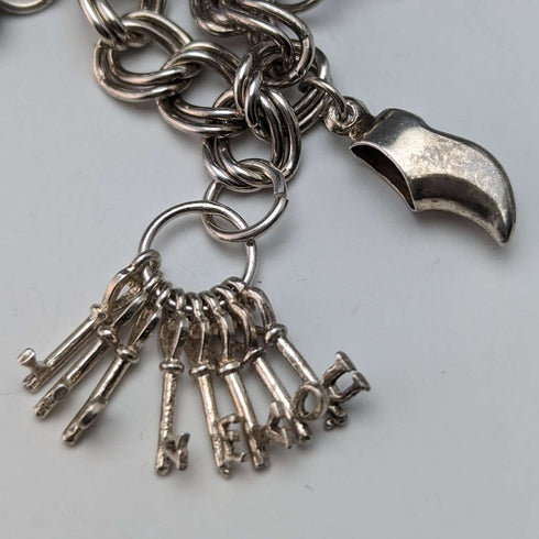1979 British vintage sterling silver charm bracelet 27g