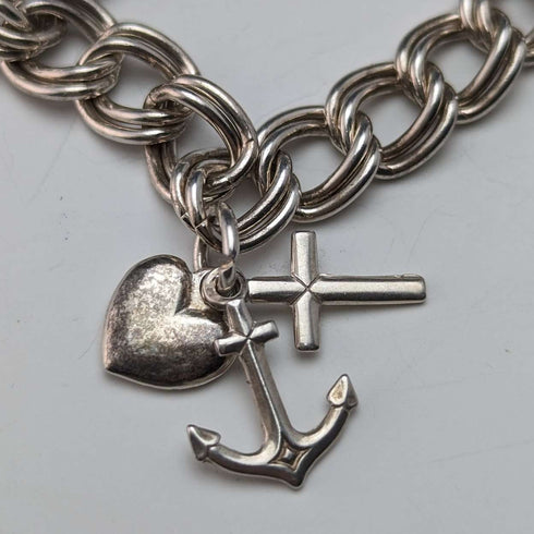 1979 British vintage sterling silver charm bracelet 27g