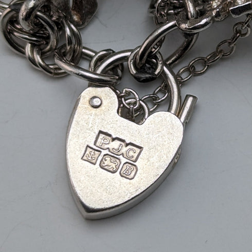 1976年 英国ヴィンテージ 純銀製 チャームブレスレット 67g