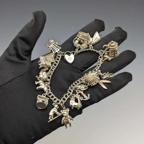 1976 British vintage sterling silver charm bracelet 67g