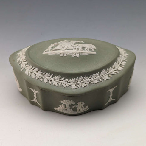 英國復古 Wedgwood Jasperware 橢圓形盒子配件箱綠色