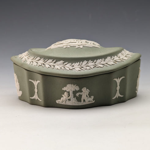 英國復古 Wedgwood Jasperware 橢圓形盒子配件箱綠色