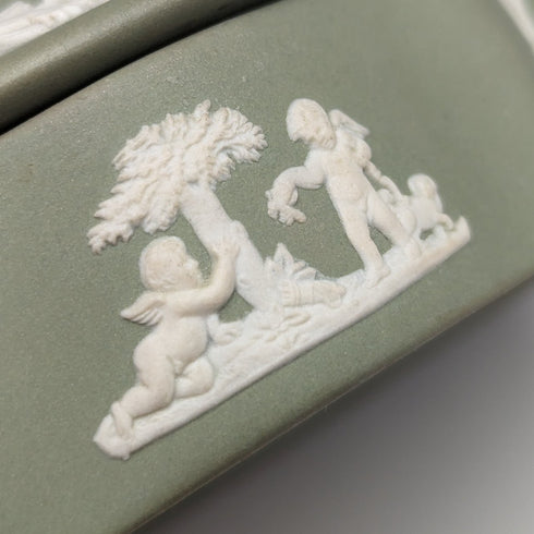 英國復古 Wedgwood Jasperware 橢圓形盒子配件箱綠色