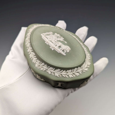 英國復古 Wedgwood Jasperware 橢圓形盒子配件箱綠色