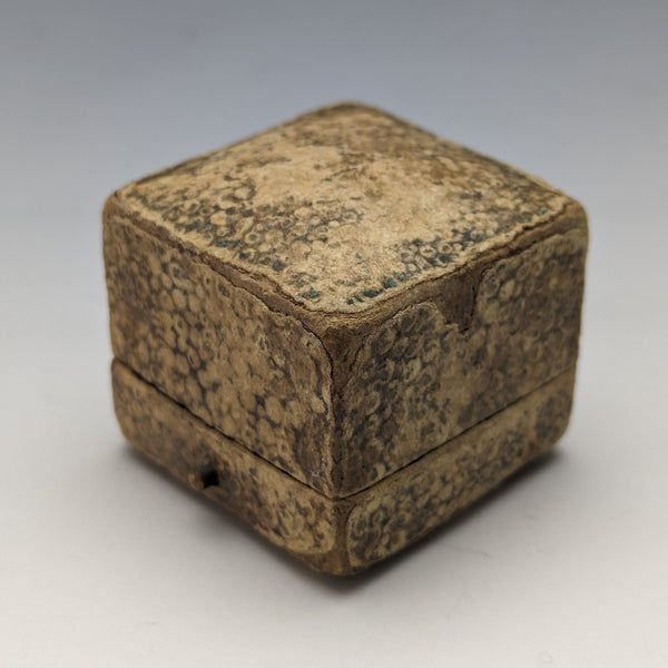 英國復古皮革軟墊戒指盒 Alfred Wolf Ltd